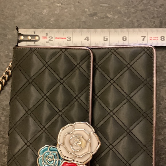 Marc Jacobs Clutch/Wallet on Chain - Picture 6 of 7